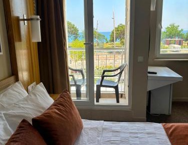 Deluxe Double Room with Sea View