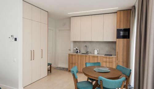 Studio Apartment with Balcony