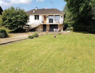 Three-Bedroom Holiday Home 