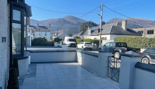 Three-Bedroom Holiday Home 
