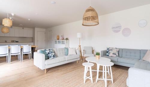 Twelve-Bedroom Holiday Home