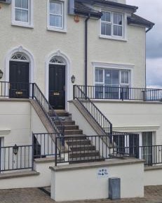Three-Bedroom Apartment with Balcony