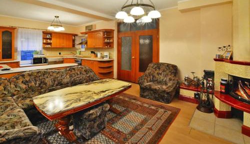 Six-Bedroom Holiday Home