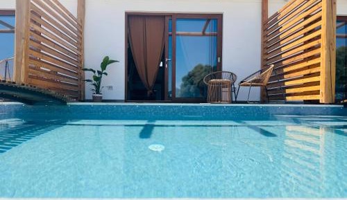 Junior Suite with Private Pool