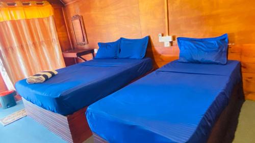 Standard Triple Room with Sea View