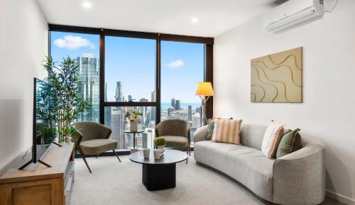 Three-Bedroom Apartment - High Floor