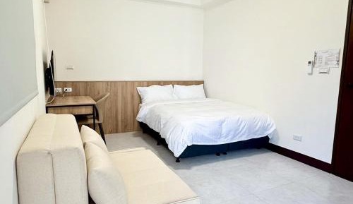 Queen Room