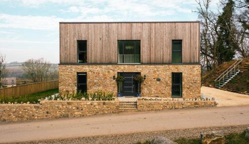 Four-Bedroom Holiday Home