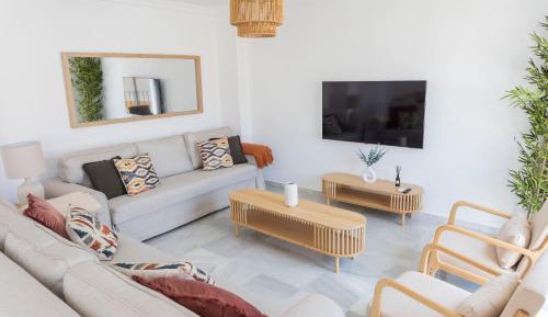 Four-Bedroom Luxury Apartment
