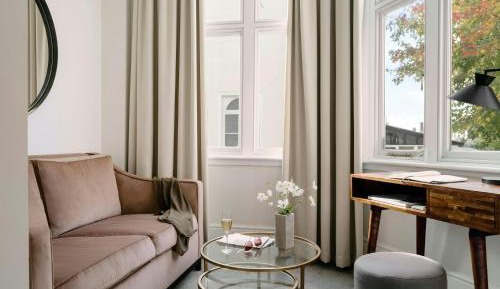 Queen Suite