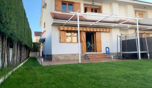 Four-Bedroom Holiday Home