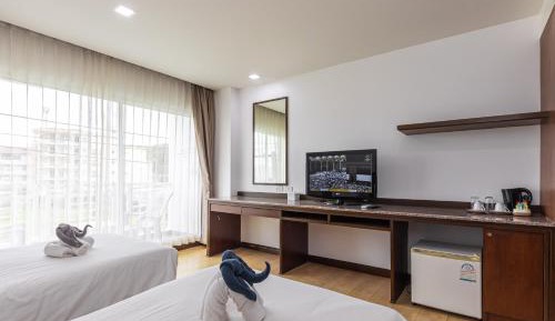 Deluxe Double or Twin Room with Balcony