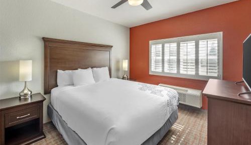 King Suite with Sofa Bed