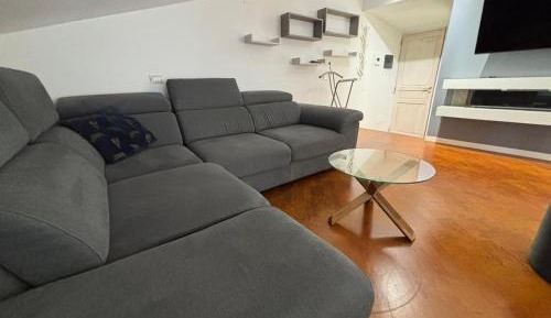 Deluxe Studio