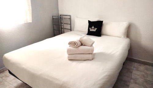 Double Room with Shared Toilet