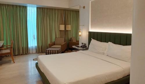 Executive Club Room - 20% Discount on Restaurant Food Al-a-carte order 