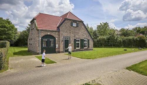 Five-Bedroom Villa