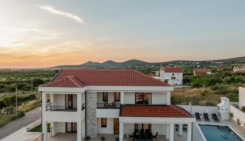 Villa with Private Pool