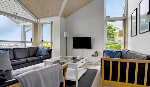 Three-Bedroom Holiday Home 