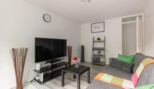 One-Bedroom Apartment with Balcony