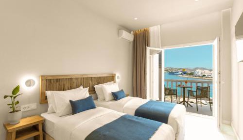 Standard Twin Room with Sea View