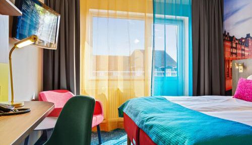 Classic Twin Room Small