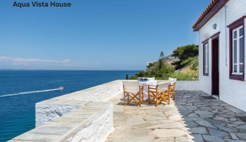 Four-Bedroom Deluxe Home - Oceanfront