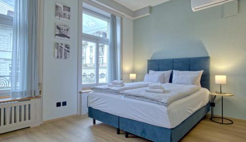 Studio Apartment with One Double Bed