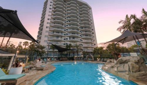 Three-Bedroom Apartment with Ocean View