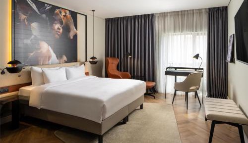 Executive Room with Lounge Access