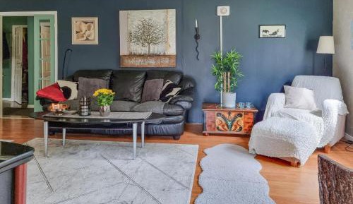 Three-Bedroom Holiday Home 
