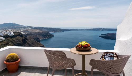 Standard Double Room with Caldera View