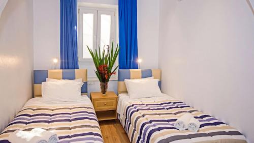 Twin Room with Bathroom