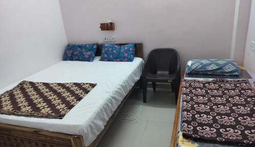 Deluxe Double Room (2 Adults + 1 Child)