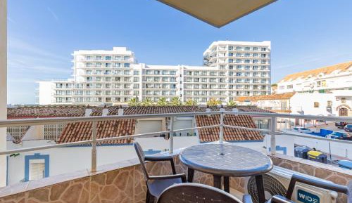 Two-Bedroom Apartment (4-6 Adults)