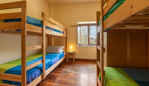Quadruple Room with Private Bathroom