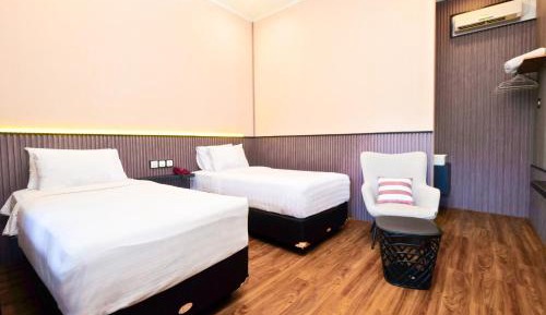 Deluxe Twin Room