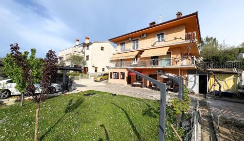 Two-Bedroom Apartment with Terrace and Sea View