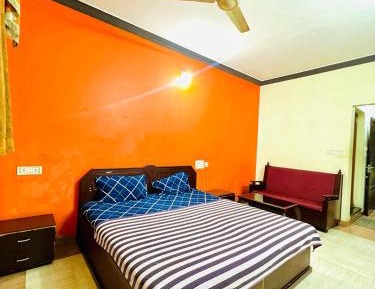 Double Room with Private Bathroom