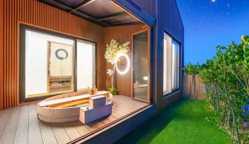 Double Room 2
