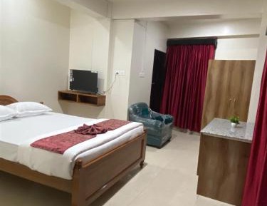 Queen Room with Balcony