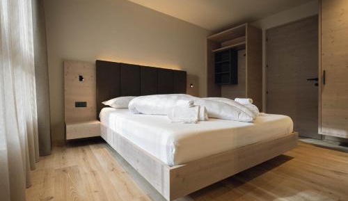 Junior Suite with Mountain View
