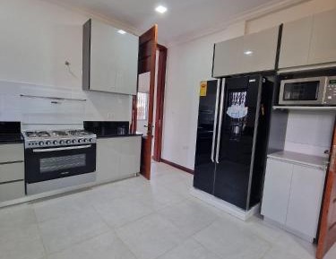 Deluxe Double Room (2 Adults + 1 Child)