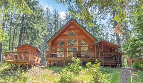 Four-Bedroom Holiday Home