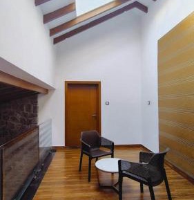 Deluxe Double Room (2 Adults + 1 Child)