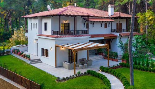 Three-Bedroom Villa