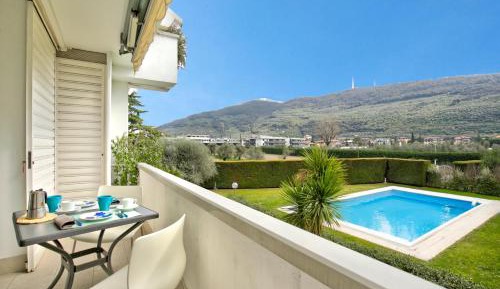 Apartment with Balcony