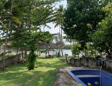 Double Room with Balcony and Sea View