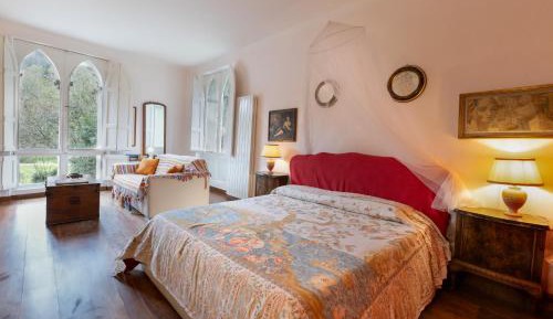Quadruple Room with Private Bathroom