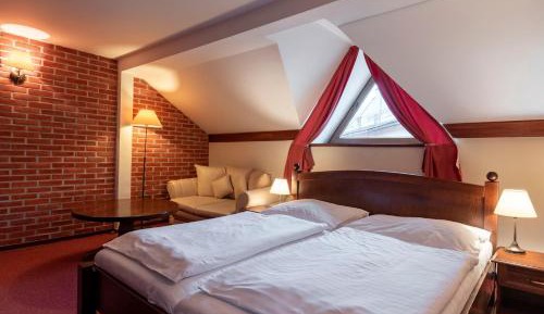 Deluxe Double Room with Bath